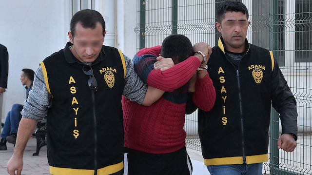 38 yaşındaki sabıkalı Cem Gezici emniyetteki sorgusunun ardından çıkarıldığı nöbetçi mahkemece tutuklandı.