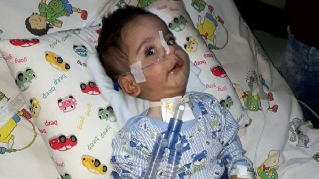 SMA hastalığı nedeniyle ​3 aydır yoğun bakımda yatan Eymen Ali bebek maddi yardım bekliyor.