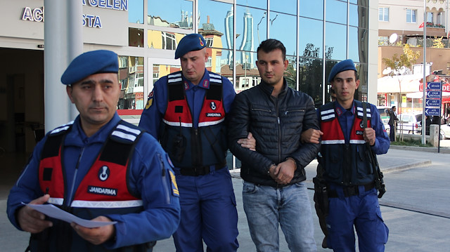 Konya’da FETÖ soruşturması kapsamında örgütle bağlantılı oldukları gerekçesiyle 19 muvazzaf asker gözaltına alındı.