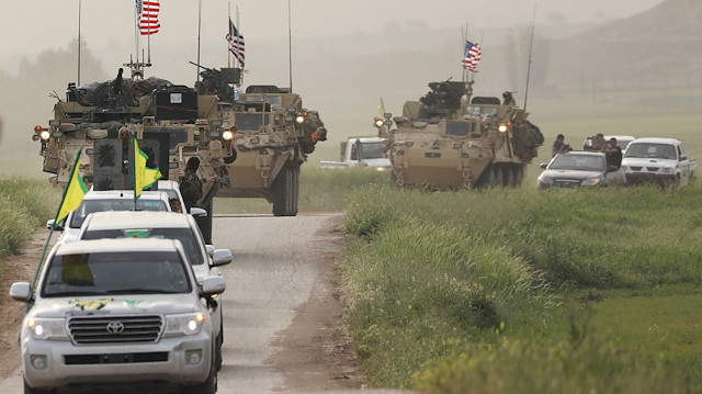 The YPG headd a convoy of U.S military vehicles in the town of Darbasiya next to the Turkish border, Syria April 28, 2017.