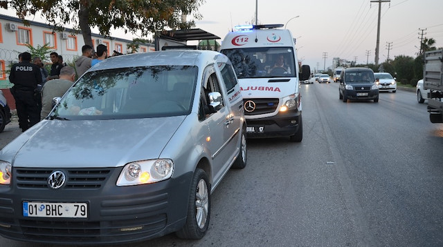 Adana'da trafikte başlayan tartışma, silahlı kavgaya dönüştü.