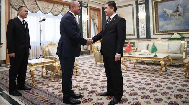 Çavuşoğlu, Türkmenistan Başbakanı Berdimuhamedov tarafından kabul edildi
