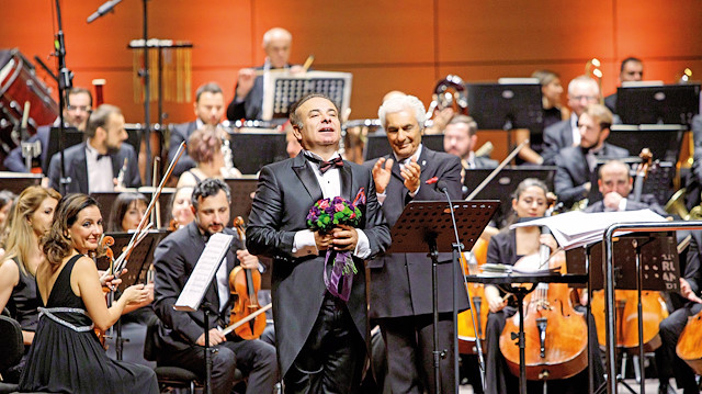 Orkestra “Cumhuriyet Bestecileri” konseriyle müzikseverlerle buluştu. 