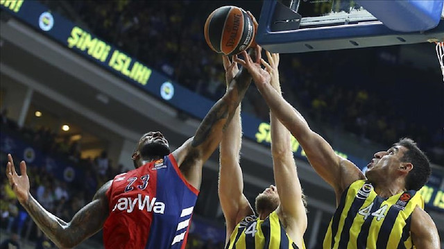 The last EuroLeague finalist Turkey's Fenerbahce beat Spain's Baskonia 74-72 in an away match on Friday.
