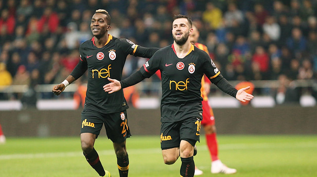 G.Saray, deplasmanda Kayserispor’u Onyekuru (2) ve Ömer ile devirdi.