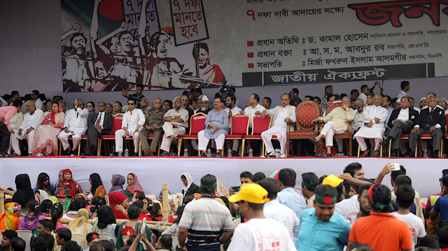 Politicians and people gather at the Suhrawardy Udyan for the maiden rally of opposition alliance called Jatiya Oikyafront in Dhaka, Bangladesh, November 06, 2018.