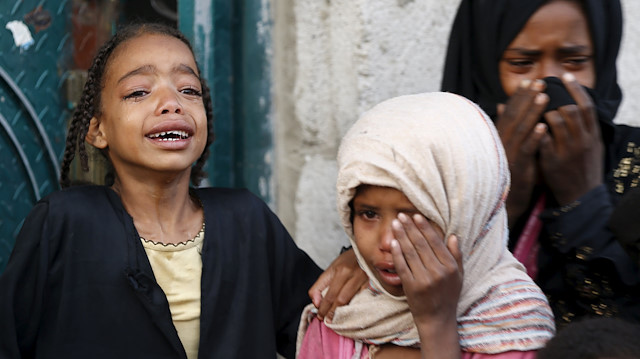 Yemen'deki savaşta yakınlarını kaybeden çocukların gözyaşları. 