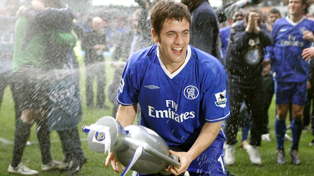 Cole Chelsea'de 7 kez kupa sevinci yaşamıştı.