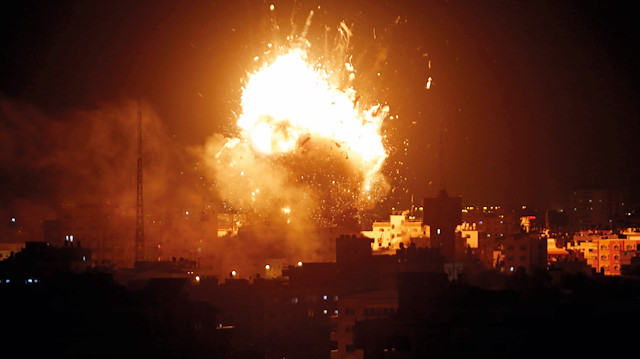 İsrail dün gece de terör estirdi.