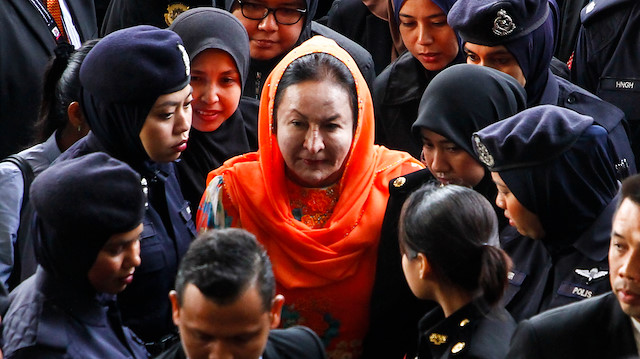 Rosmah Mansor (C)