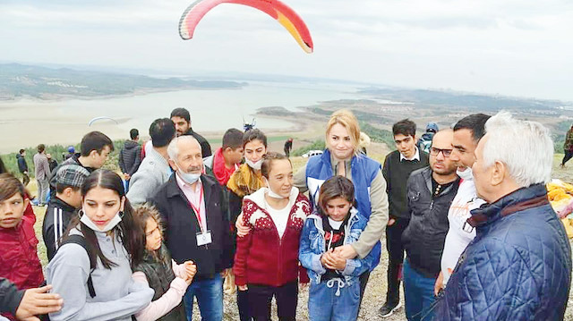 Adana Büyükşehir Belediyesi, Lösemili Çocuklar Haftası etkinlikleri kapsamında lösemiyi yenen çocuklara farklı bir heyecan yaşattı. 