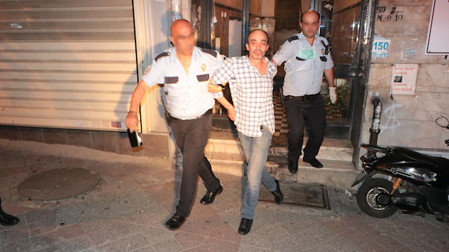Tunuslu Muhammed Aymen Mımounı’nin olayı polise ihbar ettiği kaydedildi.