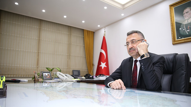 Cumhurbaşkanı Yardımcısı Fuat Oktay, El Bab'da bulunan askerler ile telefonda görüştü.