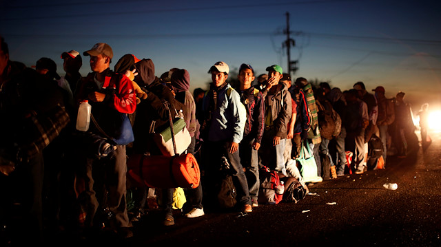 Binlerce göçmen ABD-Meksika sınırındaki Tijuana'ya ulaştı.