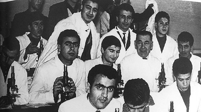 Aziz Sancar ve arkadaşları.
