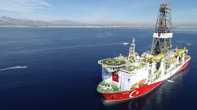 Fatih sondaj gemisi Alanya sondaj sahasında çalışmalarına devam ediyor.