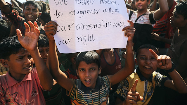 Arakanlı mülteci çocuklar... Fotoğraf: Reuters