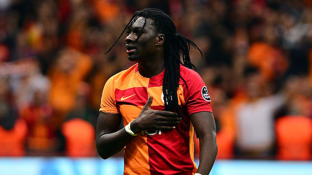 Gomis geçtiğimiz sezonu 29 golle gol kralı olarak tamamlamıştı.