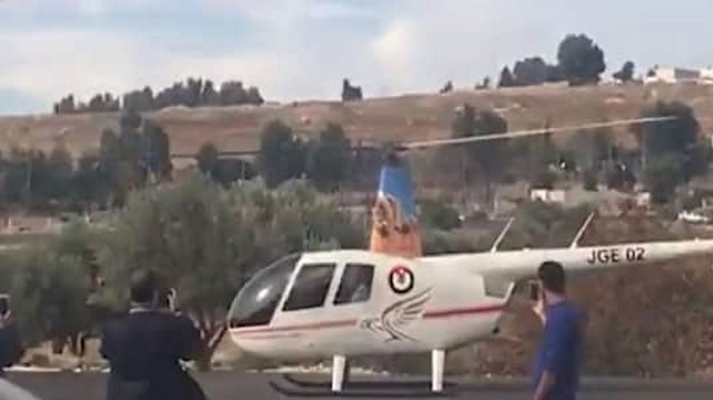 بالفيديو لأول مرة.. التاكسي الطائر يحلق في سماء الأردن
