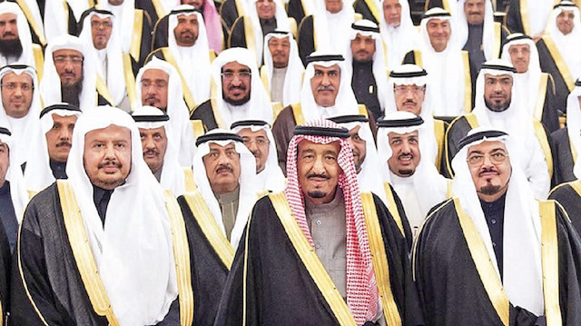 أفراد أسرة آل سعود الحاكمة في المملكة