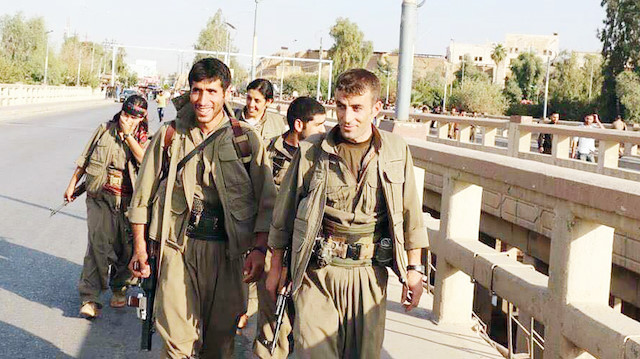 Ekim 2016’da Kerkük’teki bir grup PKK’lı böyle görüntülenmişti.