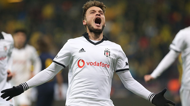 Adem Ljajic, Ankaragücü karşısında siyah-beyazlı formayla ilk gol sevincini yaşadı.