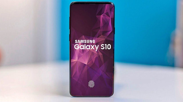 Samsung Galaxy S10 ile birçok yeni özelliği kullanıcılarına sunmayı planlıyorlar.