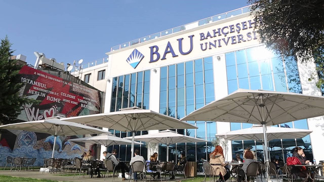 Bahçeşehir Üniversitesi, ApplyBAU ile üniversite öğrencilerine sınav sonuçlarına bakmaksızın burs veriyor. 