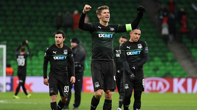Krasnodar, Akhisarspor'u 1-0 yenik duruma düştüğü maçta 2-1 yendi. 