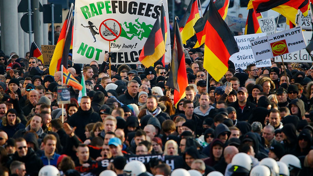 Avrupa’da siyahiler ırkçı tacizlere maruz kalıyor