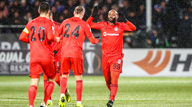 Beşiktaş, 2-0 geriye düştüğü maçta Sarpsborg'u 3-2 yendi ve gruptaki şansını devam ettirdi.