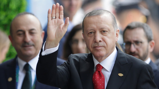 Cumhurbaşkanı Erdoğan, G20'nin yapılacağı salona geldi. 