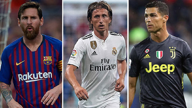Lionel Messi, Luka Modric ve Ronaldo Ballon d'Or'un en güçlü adaylarından.