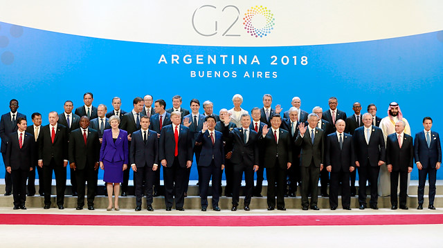 Arjantin'de düzenlenen G-20 Liderler Zirvesi, aile fotoğrafı çekimiyle başladı.