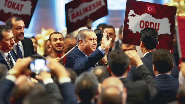 Seçim çalışmalarının ana omurgasını oluşturacak manifesto Ankara ATO Congresium’da Erdoğan tarafından açıklanacak. AK Parti’nin tüm adayları bu toplatıda tanıtılacak.