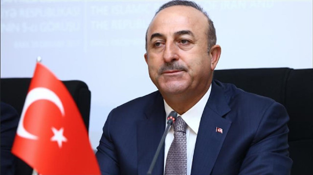 يشارك وزير الخارجية التركي مولود تشاووش أوغلو في الاجتماع