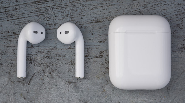 Apple'ın kablosuz kulaklığı AirPods tanıtıldıktan sonra büyük talep gördü.