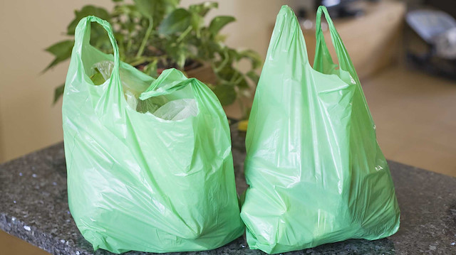 Türkiye’de 1 Ocak 2019 itibarıyla plastik alışveriş poşetlerinin tüm satış noktalarında ücretli olarak temin edilmesi bekleniyor.
