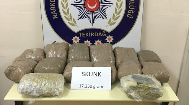 Durdurulan araçta 17 kilogram uyuşturucu maddesi ele geçirildi