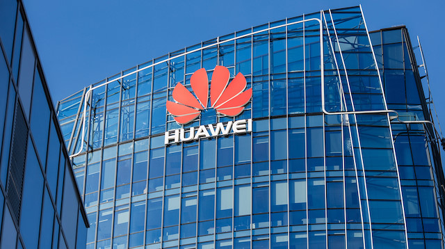 Huawei, ambargoyu yıktı: 'İngiltere’yle anlaşma'