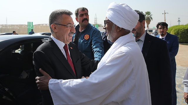 Sudan Devlet Başkanı Yardımcısı İbrahim es-Senusi ile Cumhurbaşkanı Yardımcısı Oktay