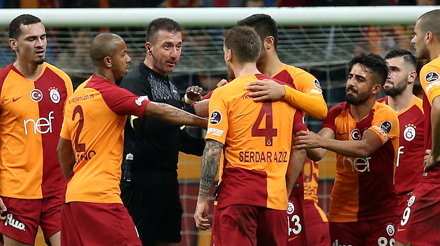 Hüseyin Göçek'in GalatasarayKonyaspor maçında yeşil-beyazlı ekibin lehine verdiği penaltı kararı büyük tepkilere neden olmuştu.
