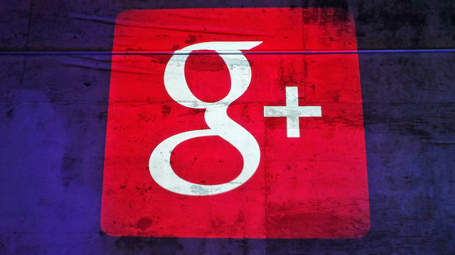 Google+, sürekli güvenlik açıkları ve istenen popülariteye ulaşamaması nedeniyle kapatılıyor.