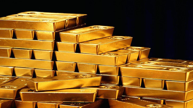 Altının ons fiyatı, dün güne bin 251 dolarla başladı.