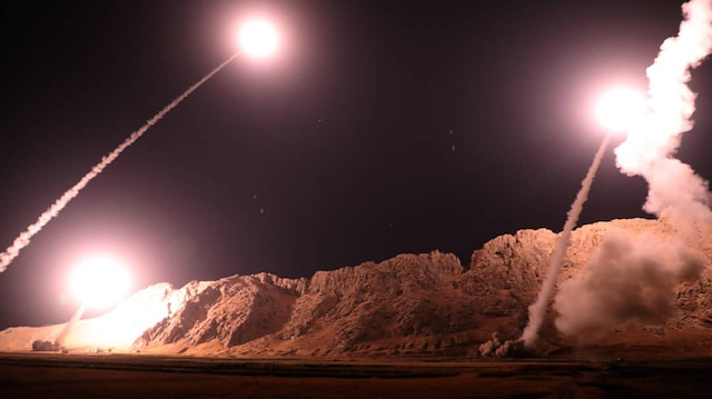 Iran launches missiles into Syria

