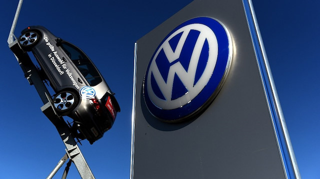 Volkswagen, yakın bir gelecekte benzinli araç üretimini durduracağını açıklamıştı. 