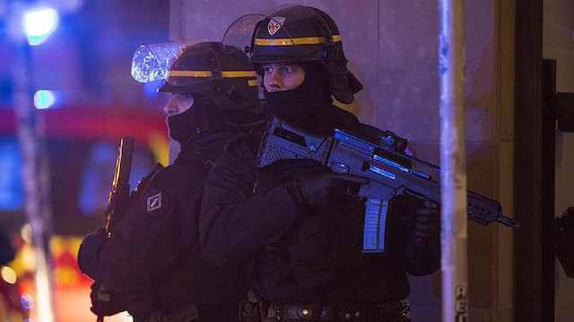 Fransız polisi, 3 gündür farklı adreslerde operasyon düzenlemişti.