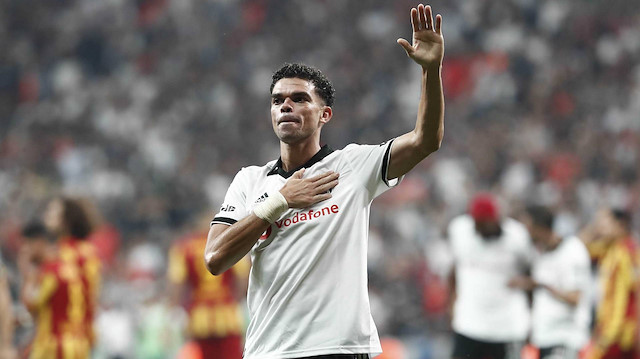 Pepe Beşiktaş formasıyla çıktığı 57 maçta 7 gol atarken 3 de asist kaydetti.