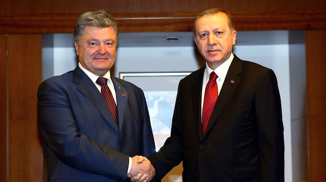 File photo: Ukrainian President Petro Poroshenko and Turkish President Recep Tayyip Erdoğan