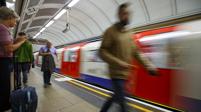Londra metrosunda makinistlerin maaşı pilot maaşını geçti.
